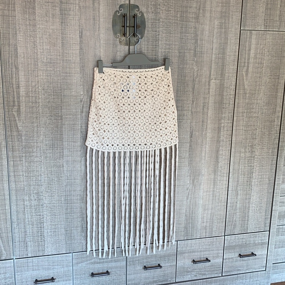 Zara Crochet Knit Fringed Mini Skirt - Picture 4 of 15